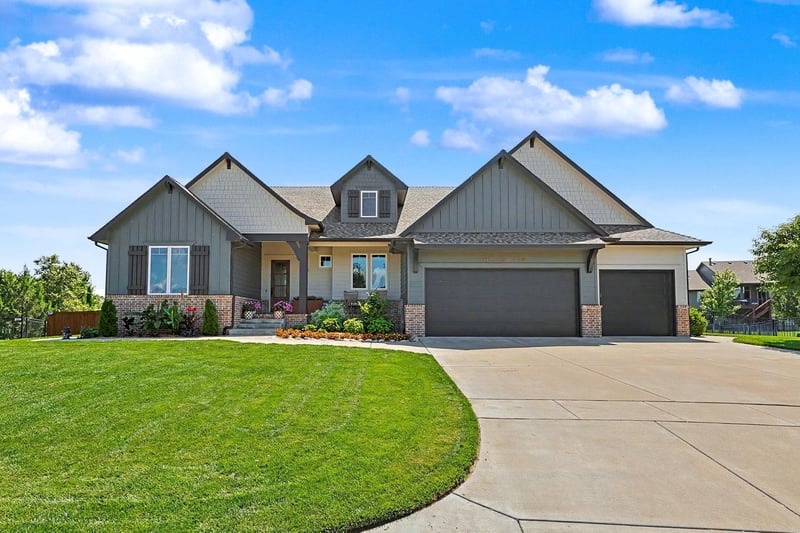 104 N Kennedy, Wichita, KS 67235