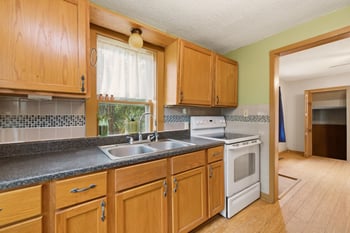 828 W Irving Ave, Wichita, KS 67213