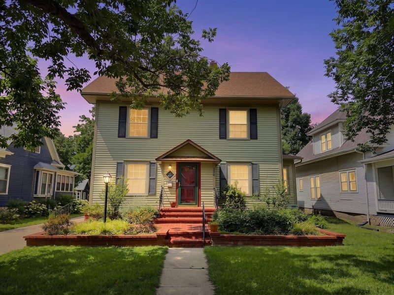 330 4th , Newton, KS 67114