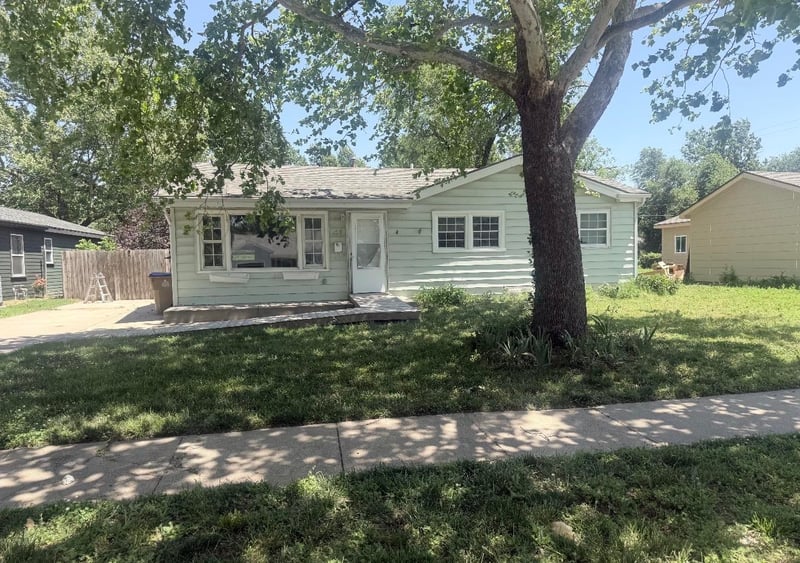 628 N Abilene, Valley Center, KS 67147