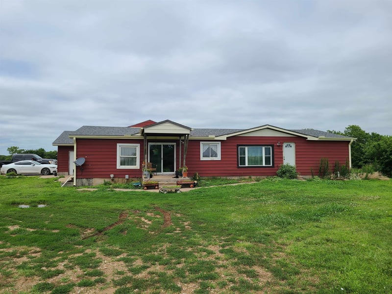 10716 212th , Winfield, KS 67156