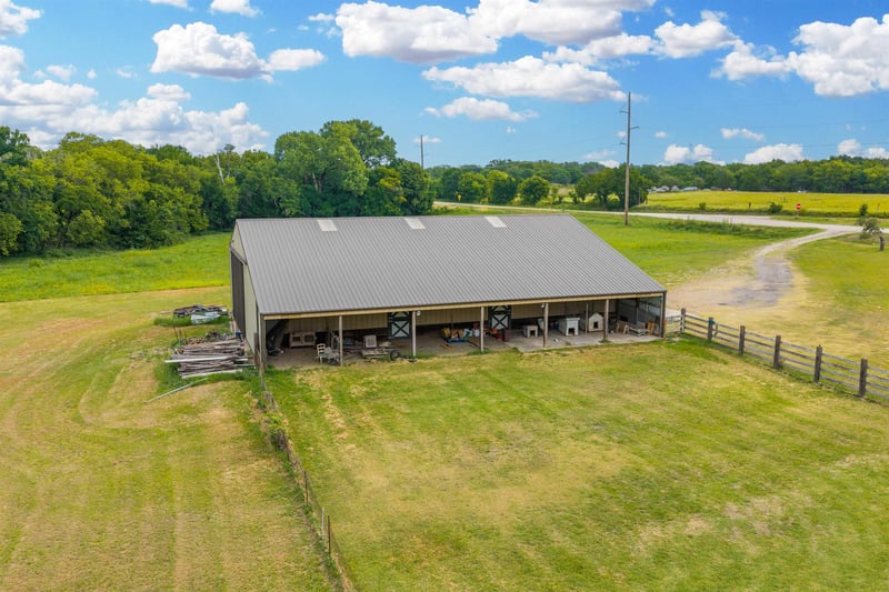 399 S Seneca, Wellington, KS 67152