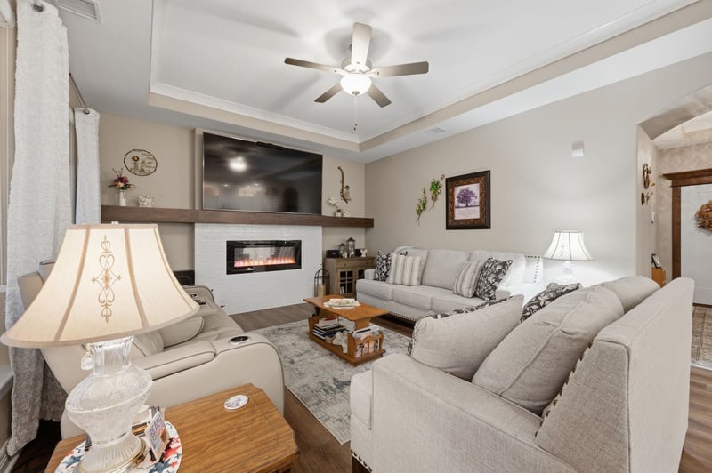 6546 W Collina St, Wichita, KS 67205