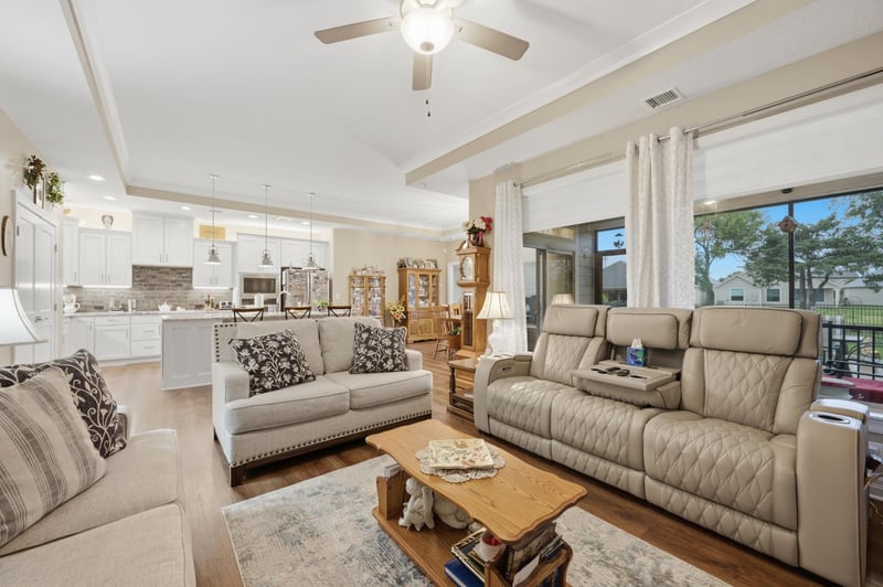 6546 W Collina St, Wichita, KS 67205