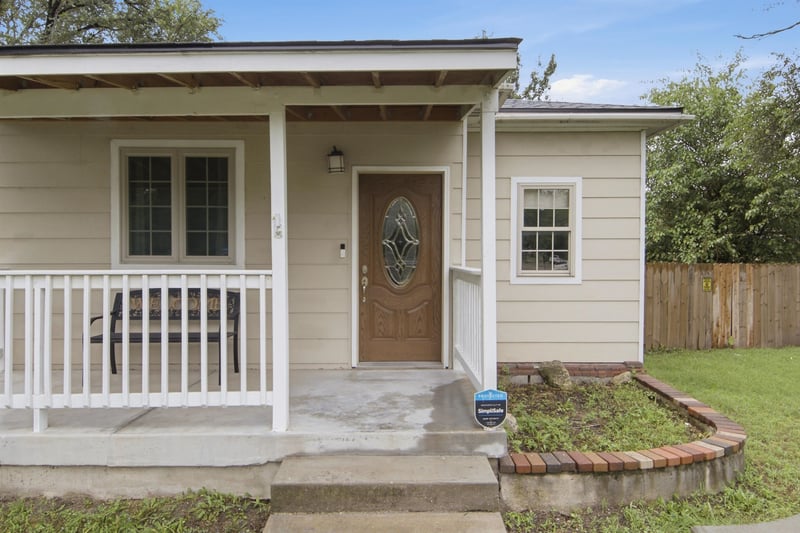 5331 Robinson , Wichita, KS 67212