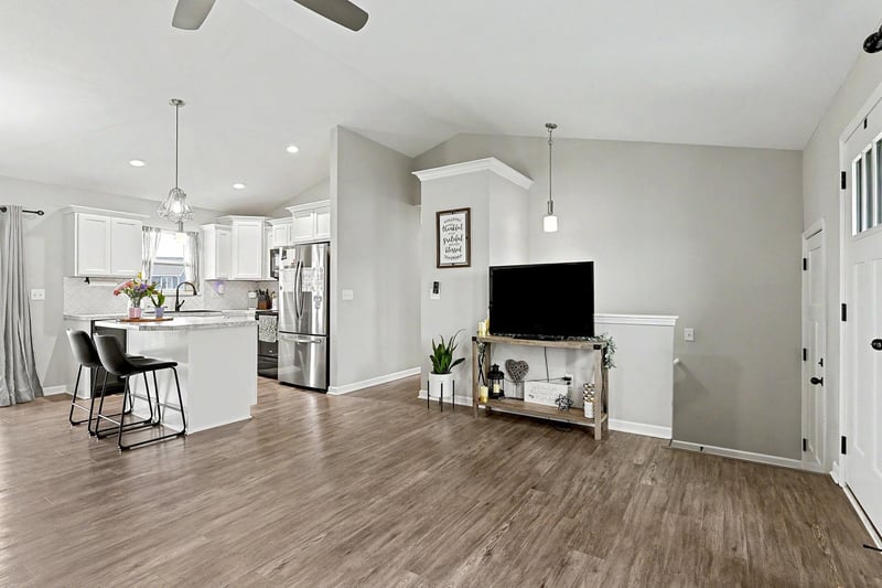 881 Cloverleaf , Goddard, KS 67052