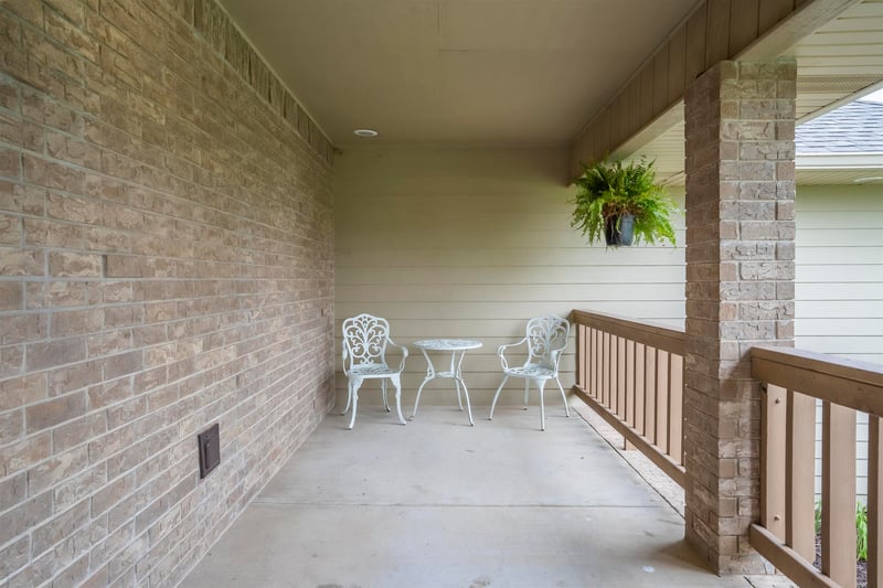 805 Oaklawn Dr, Parkerfield, KS 67005