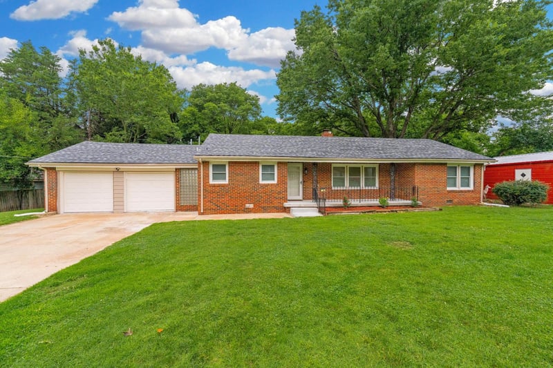 3430 Crystal St, Wichita, KS 67216