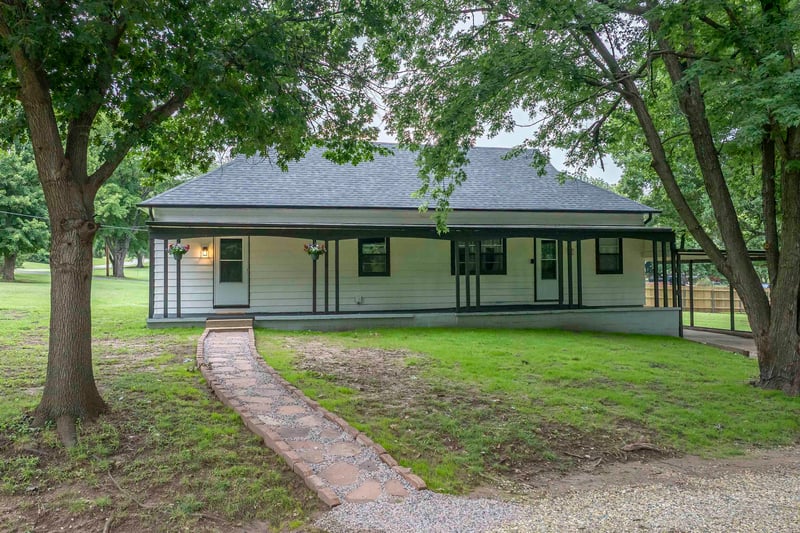 1701 Chestnut Ave, Arkansas City, KS 67005