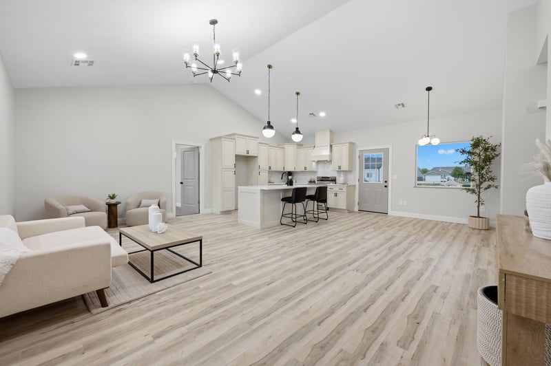731 Wakefield Ave, Valley Center, KS 67147