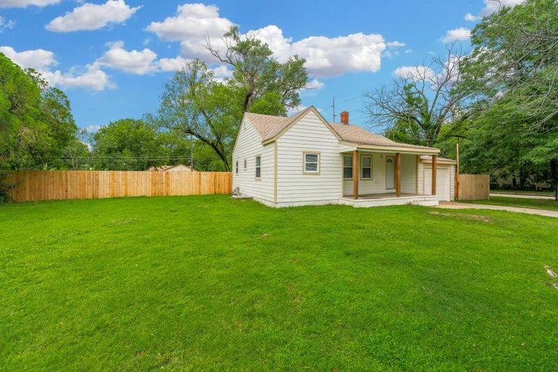 1901 Emporia , Wichita, KS 67211