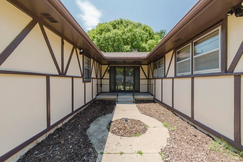 1019 N Chipper, Wichita, KS 67212