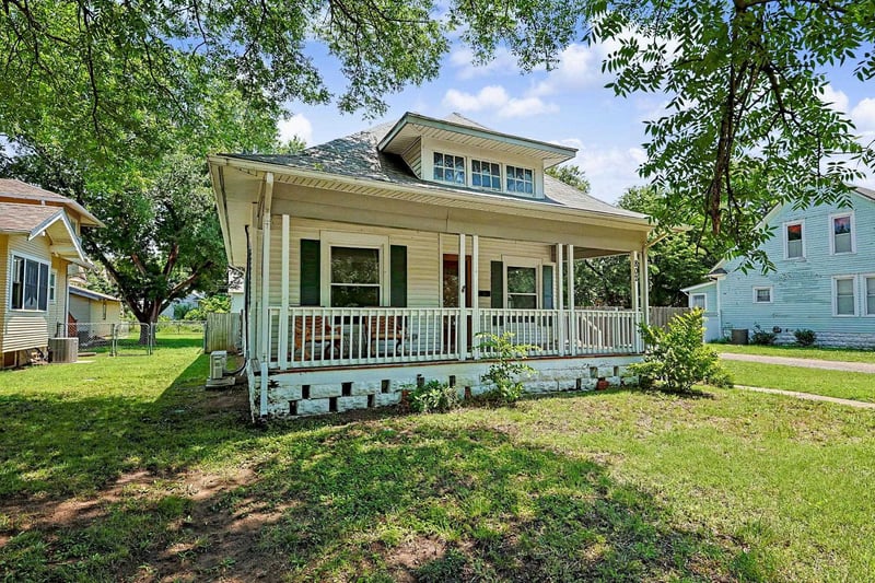 802 N Gilman Ave, Wichita, KS 67203