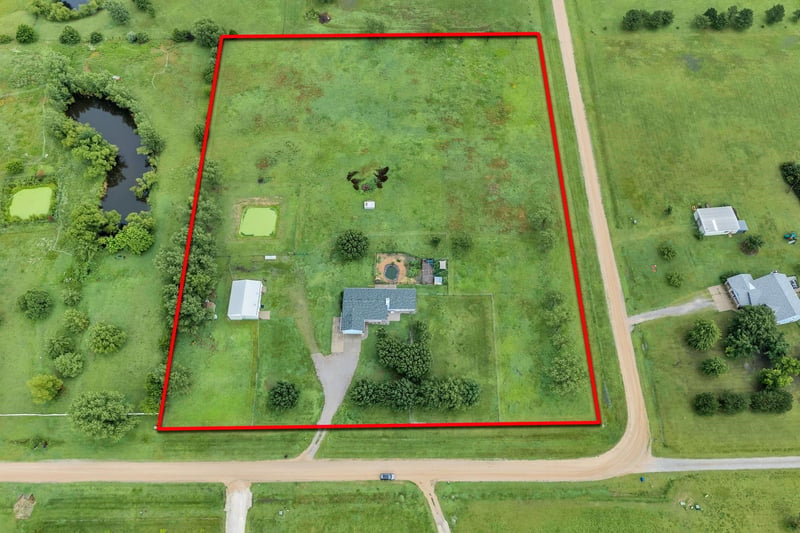 5842 S Joel, Derby, KS 67037