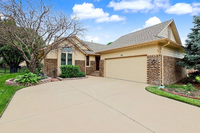 11725 Alderny Ct, Wichita, KS 67212