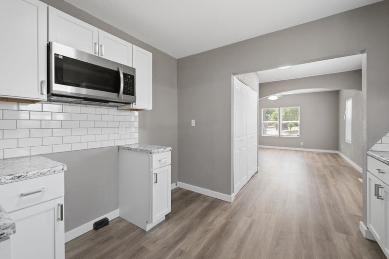 2416 Pattie Ave, Wichita, KS 67216