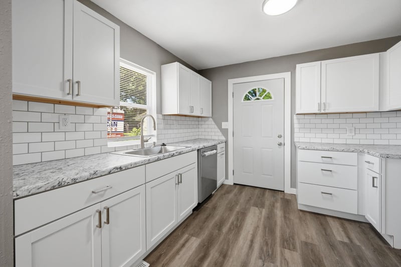 2416 Pattie Ave, Wichita, KS 67216