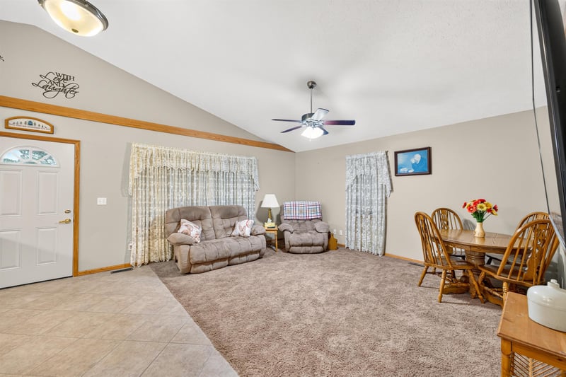 543 Lorraine , Wichita, KS 67211