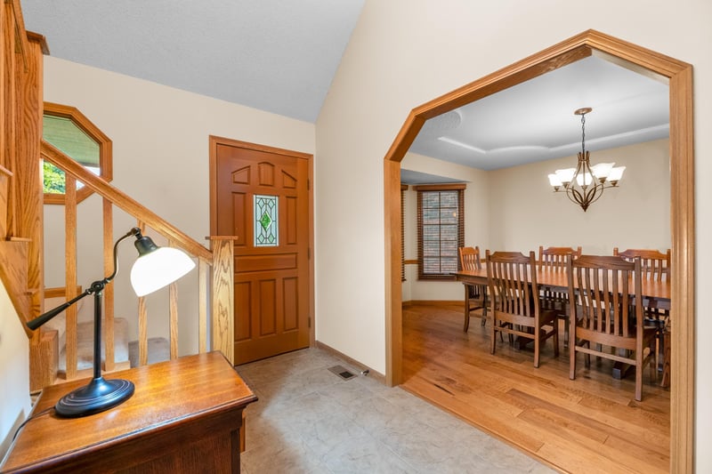 1250 N Pine Grove Ct, Wichita, KS 67212