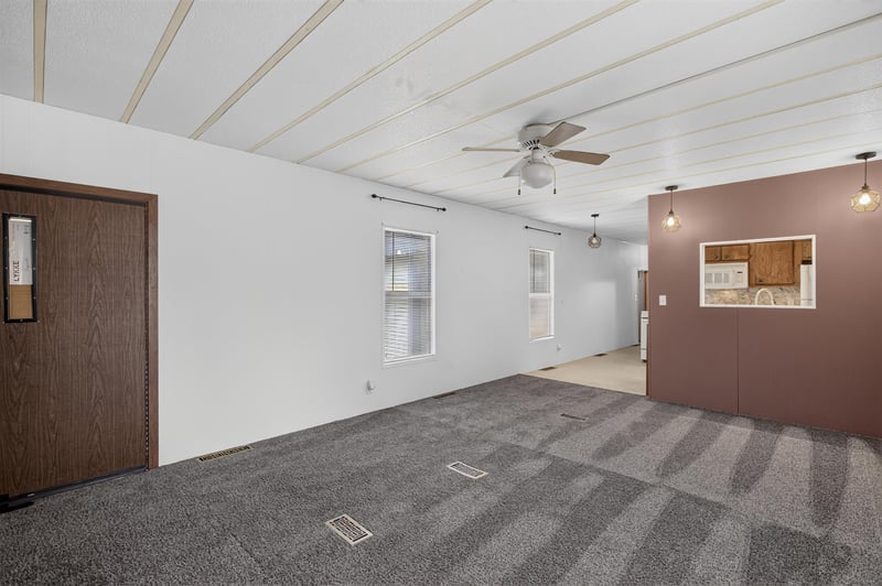 607 Highland , Towanda, KS 67144