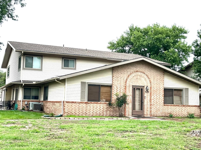 523 Paula , Wichita, KS 67209