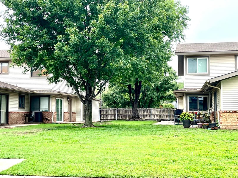 523 Paula , Wichita, KS 67209