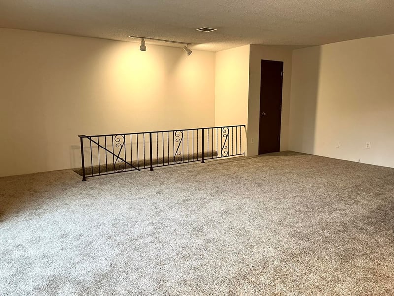 523 Paula , Wichita, KS 67209