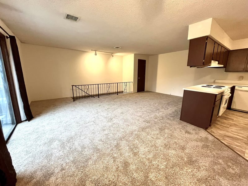 523 Paula , Wichita, KS 67209