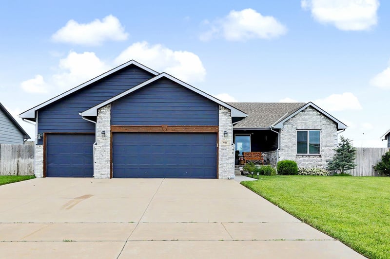906 N Saint Andrew, Goddard, KS 67052