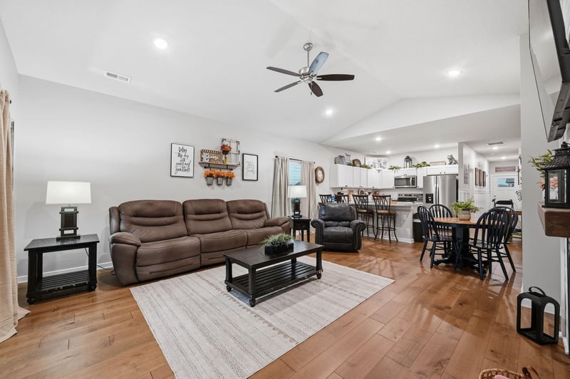 337 Woodstone St, Derby, KS 67037-7814