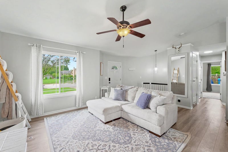 214 Country Walk, Mulvane, KS 67110