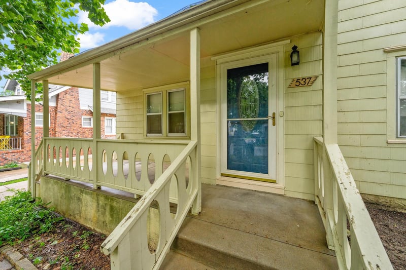 537 S Broadview, Wichita, KS 67218