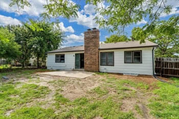 3123 N Brookfield, Wichita, KS 67226