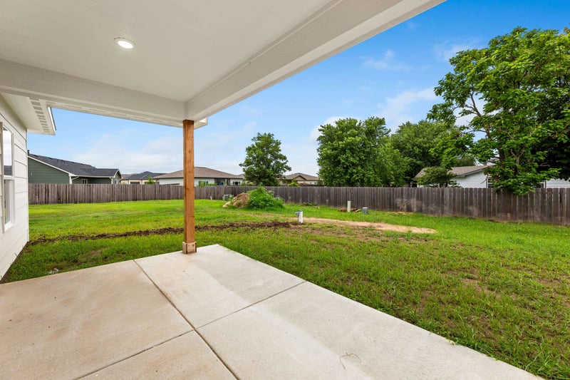 4328 Sunny Ct, Wichita, KS 67205