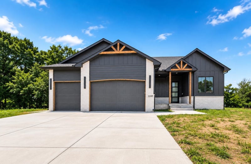 1207 Maywood Ct, Wichita, KS 67216