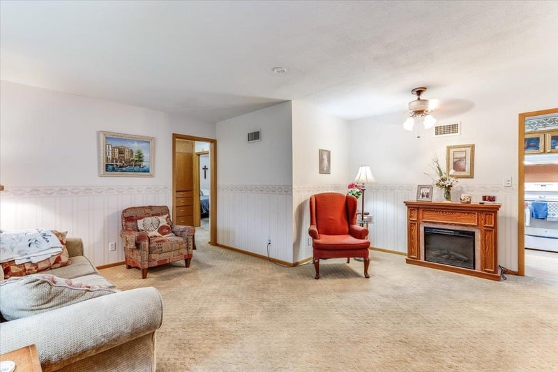 3103 S Martinson Ave, Wichita, KS 67207