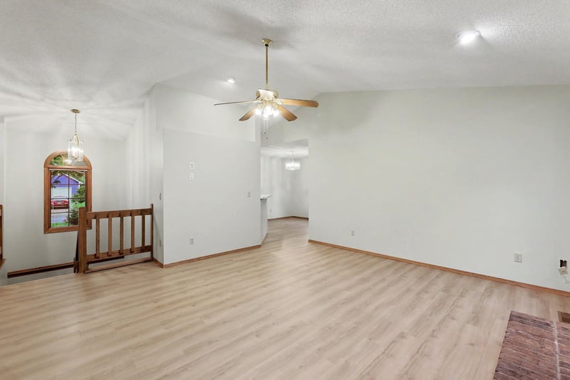 10825 Rolling Hills, Wichita, KS 67212