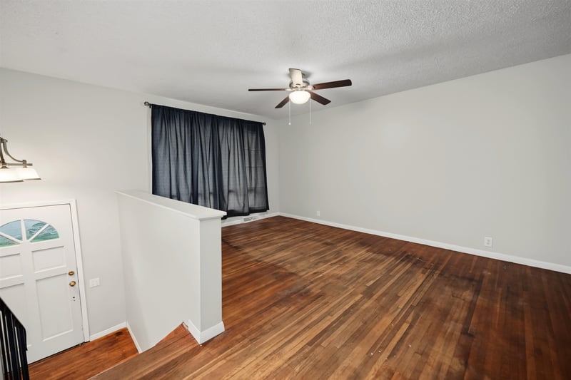 2449 Robin , Salina, KS 67401