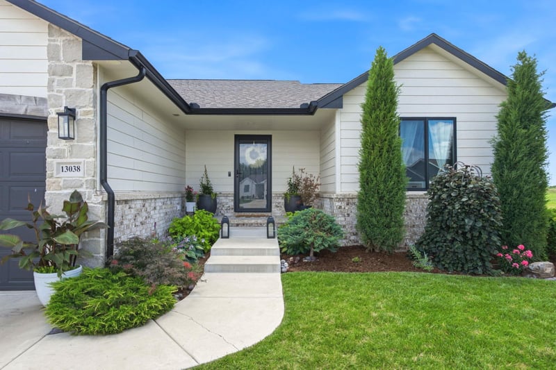 13038 Blake Ct, Wichita, KS 67235-4115