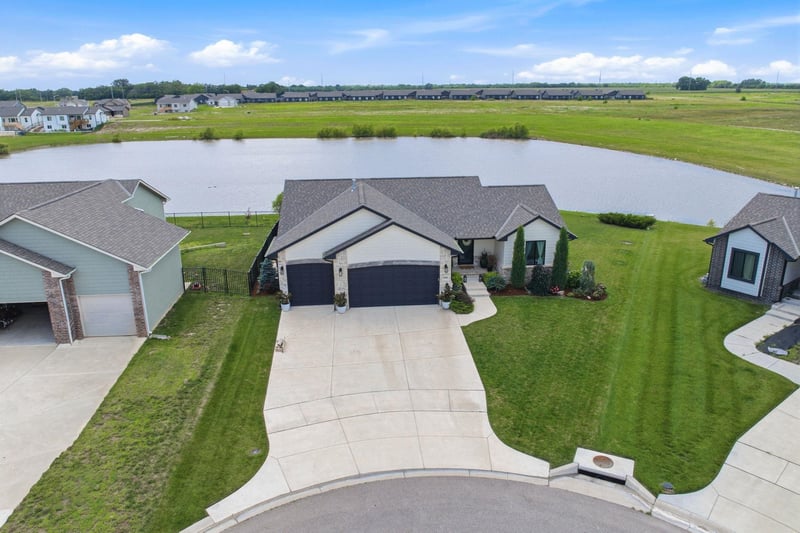 13038 Blake Ct, Wichita, KS 67235-4115