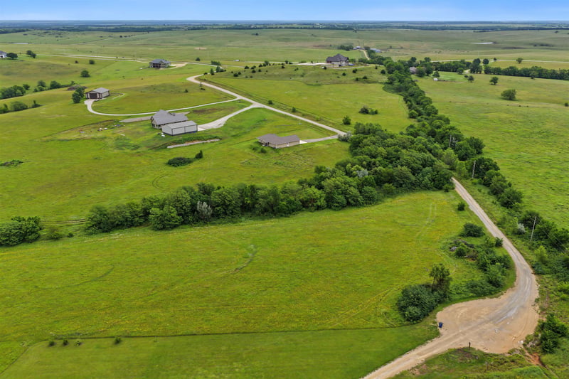 00000 Streckfus Trl, Salina, KS 67401