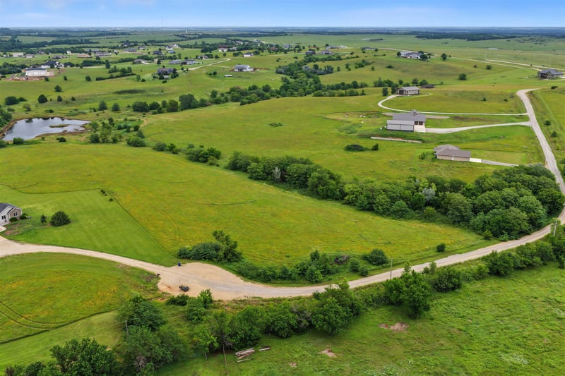 00000 Streckfus Trl, Salina, KS 67401