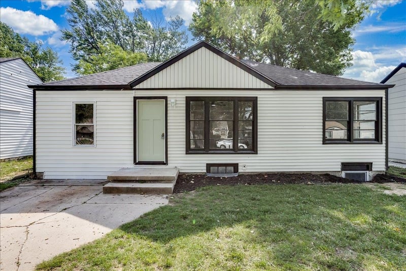 2342 Mosley Ave, Wichita, KS 67211