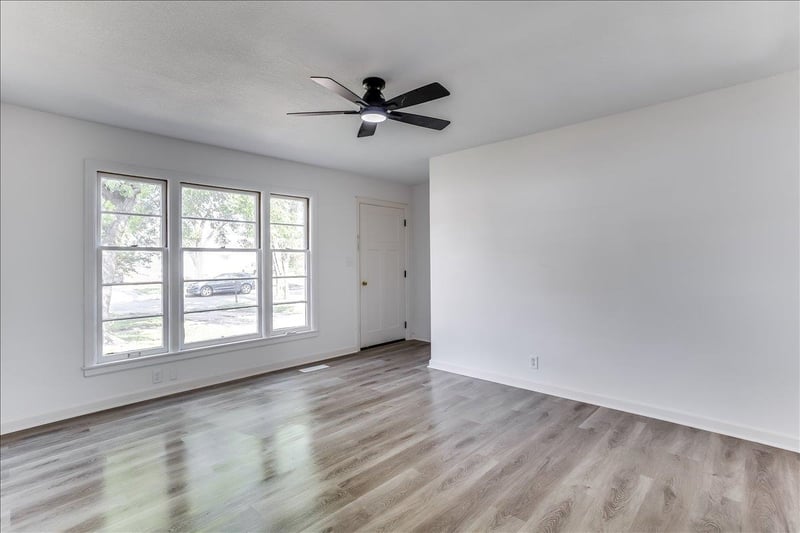 2342 Mosley Ave, Wichita, KS 67211
