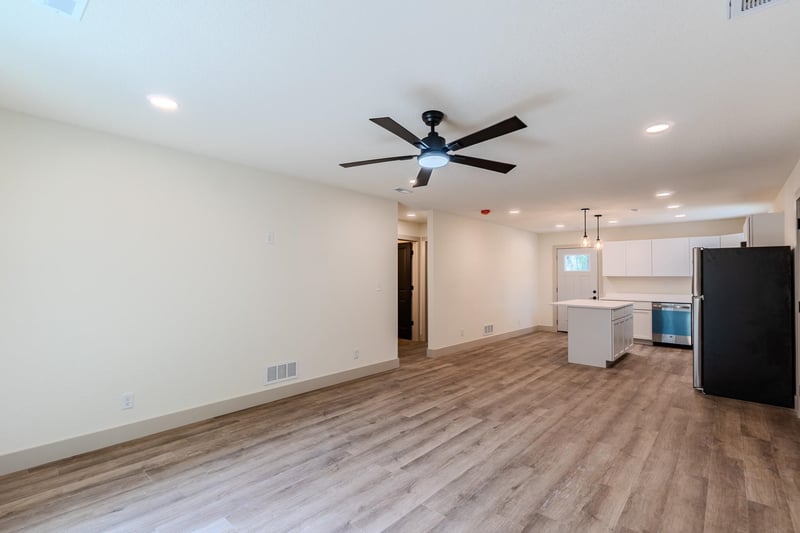 212 West St, Leon, KS 67074
