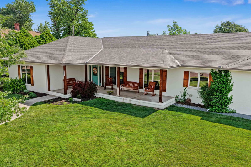 302 C St, Claflin, KS 67525