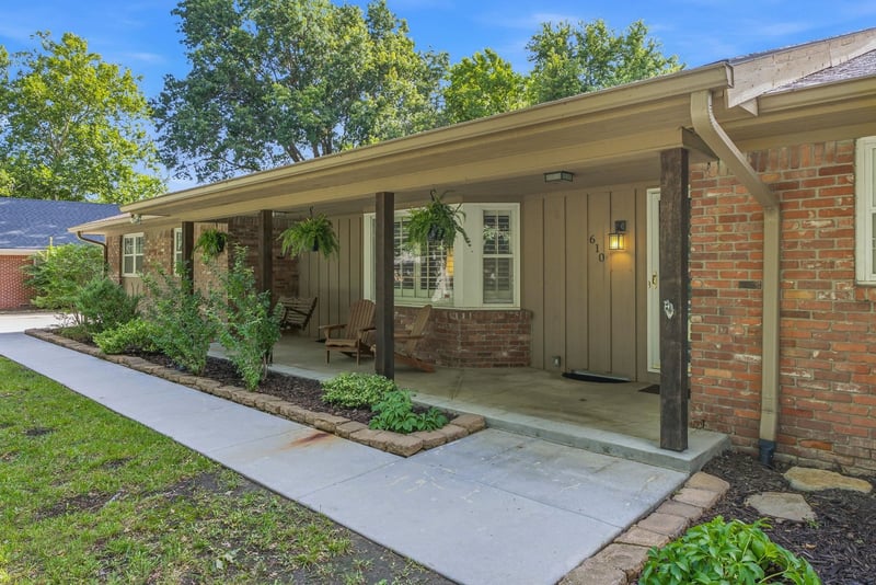 610 N Rutland, Wichita, KS 67206