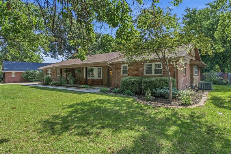 610 N Rutland, Wichita, KS 67206