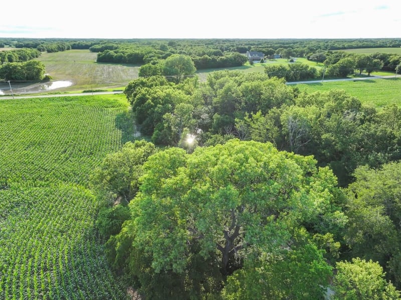 000 County Line Rd, Benton, KS 67017