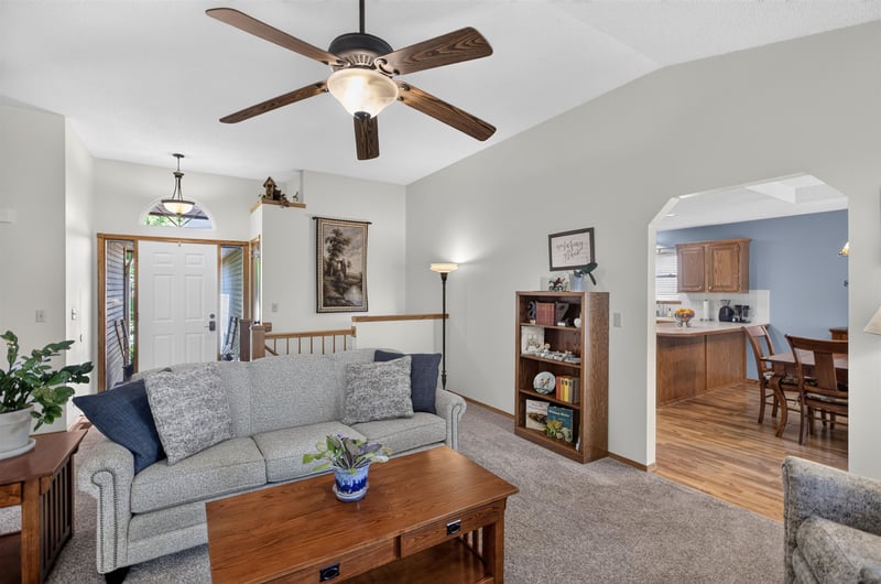 10502 W Taft St, Wichita, KS 67209